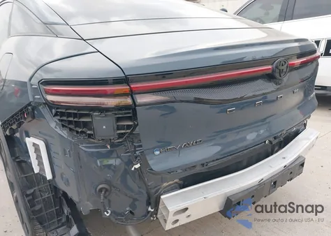 2025 Toyota Crown Nightshade Edition z USA, uszkodzony, nr VIN JTDAAAAFXS3036838